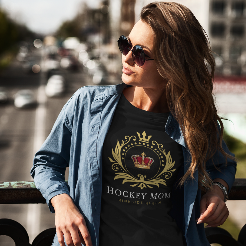 Rinkside Queen tee black